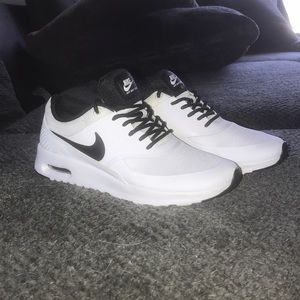 Nike Air Max Theas